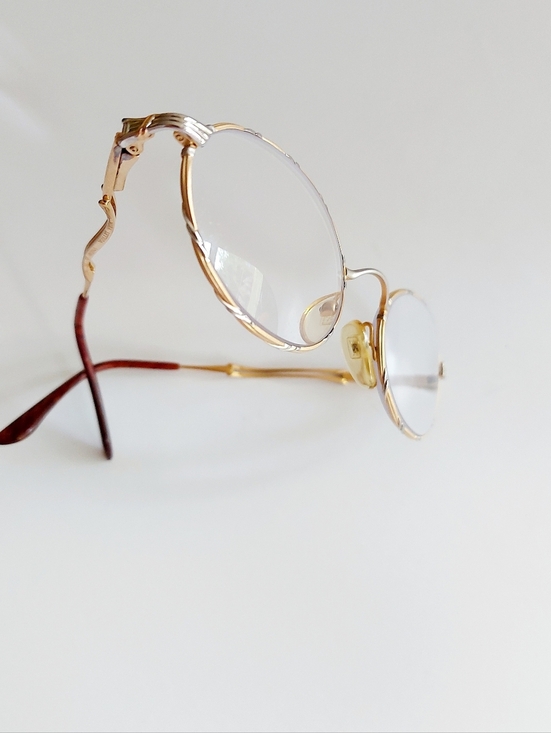 Vuillet Vega Accessories - Vuillet Vega from the premium Prestige collection. Vintage eyewear frames France